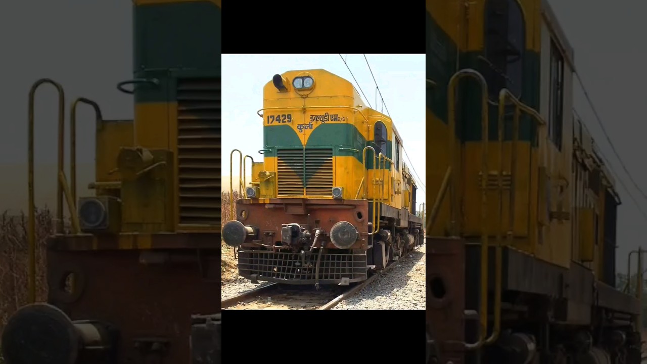 😱💪Powerful WDP4B⚡️#wdp4b #diesellocomotive #youtubeshorts #viral #shorts #railway #train #ytshorts