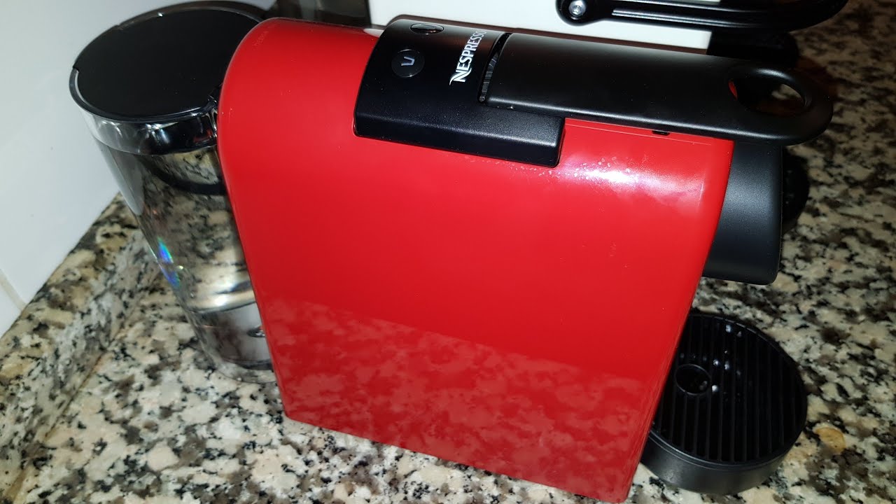 Nespresso Delonghi Essenza Mini coffee machine for free when buying 400 capsules: unboxing & how to