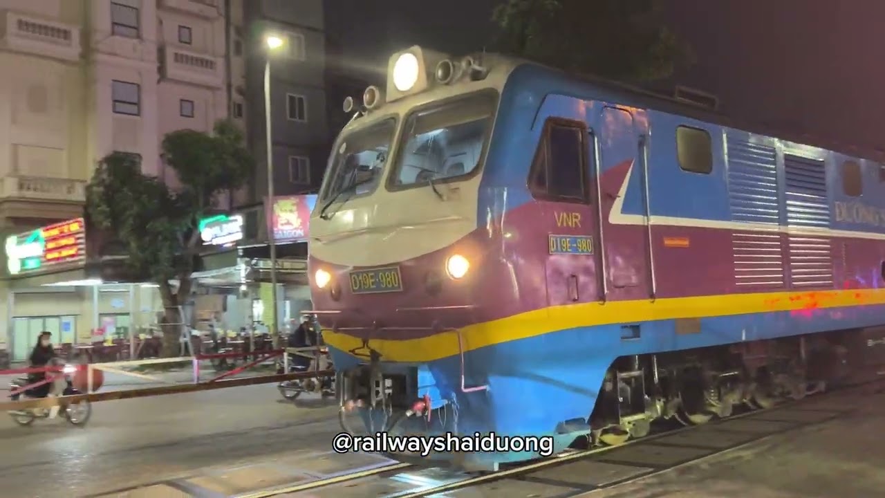 15 phút ngắm những chuyến tàu chạy qua tây Hải Phòng trong ngày quốc tế phụ nữ (8/3/2026)