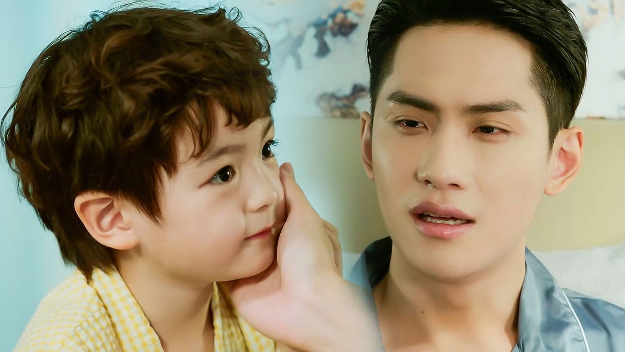 The CEO is blind, and the 6-year-old son warmly comforts him, and the CEO is moved to tears!