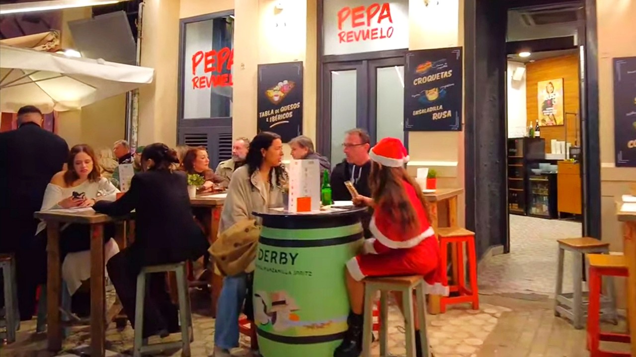 Malaga Spain Night Life City Center Winter Walking Tour Andalucía 4K