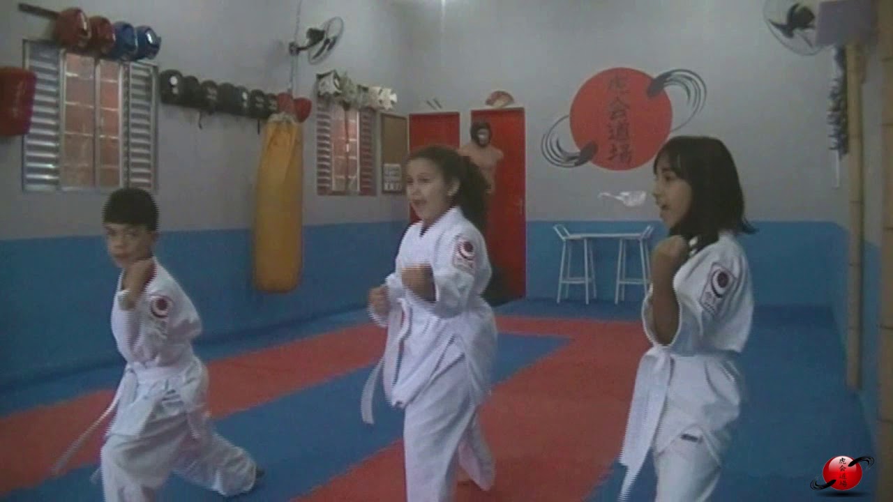 Karate - Exame de Faixa Infantil