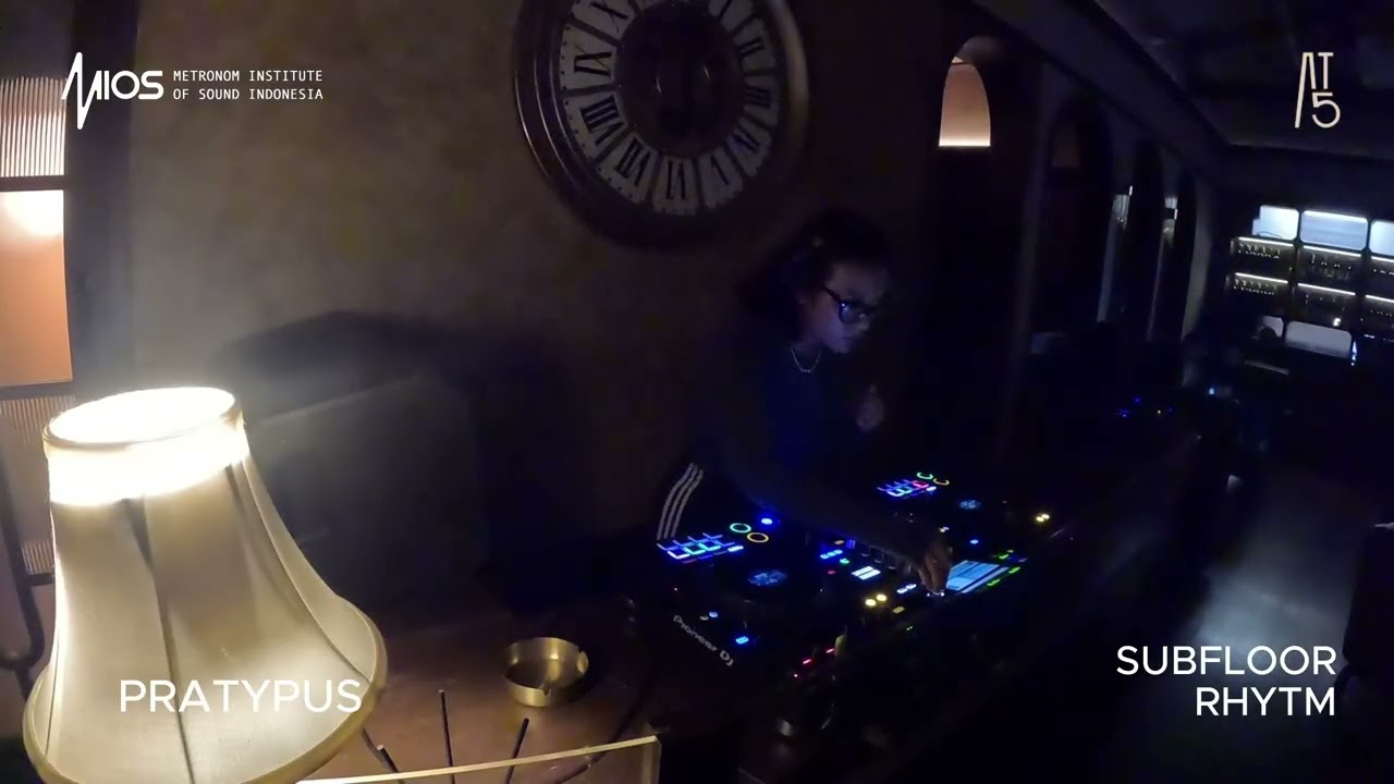 Subfloor Rhythm at AT5 with : Pratypus