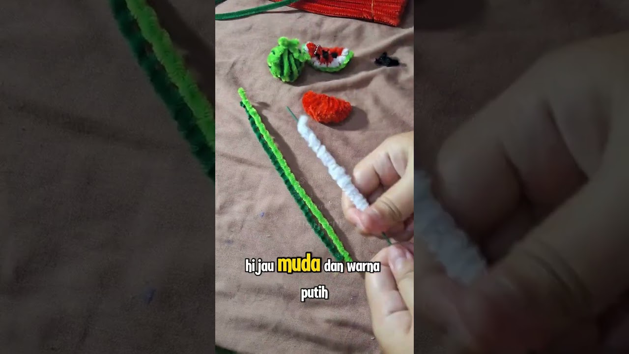how to make watermelon pipe cleaner
