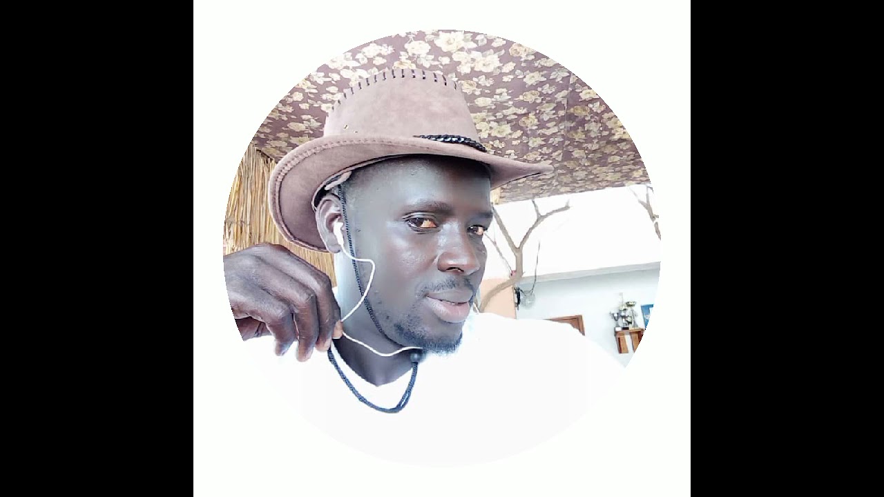 Ahmed Narr le grand guitariste de Foundiougn
