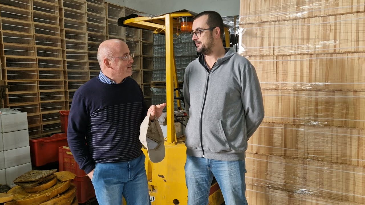 Apicoltura 2024: la lavorazione della cera