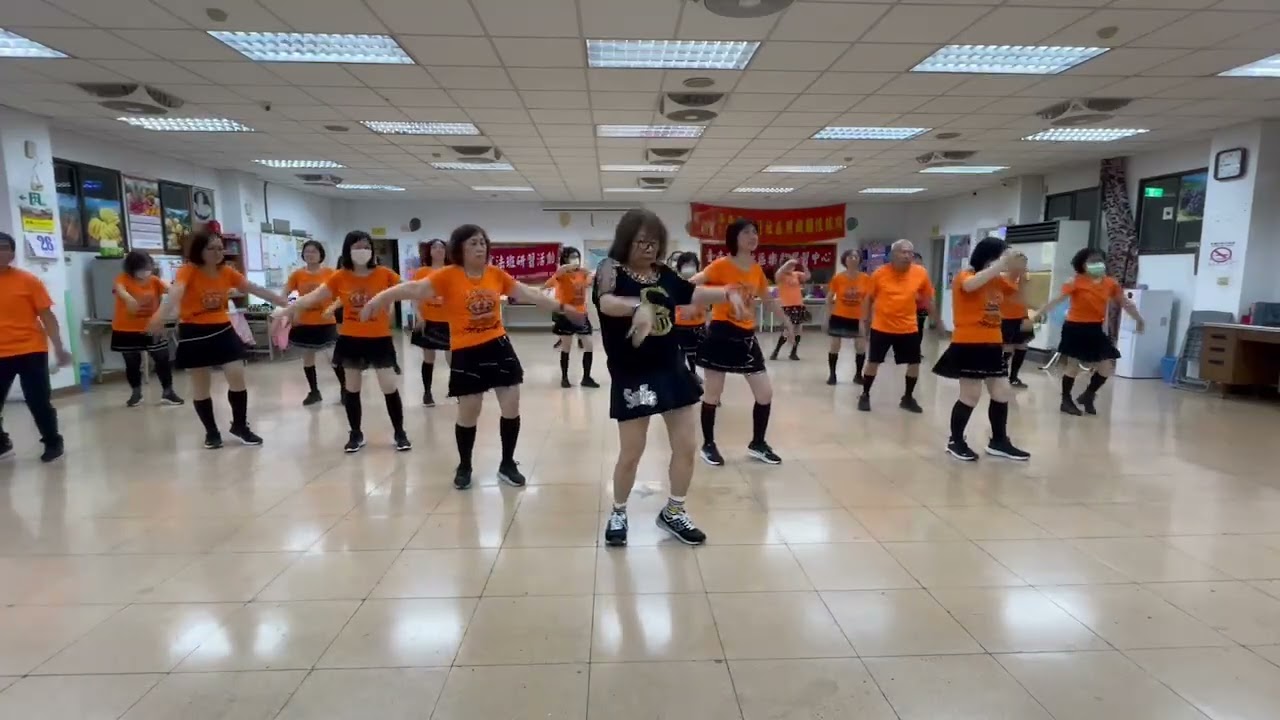 靓麗舞蹈班《凡人歌》編舞：參考網路．示範：王碧玲老師