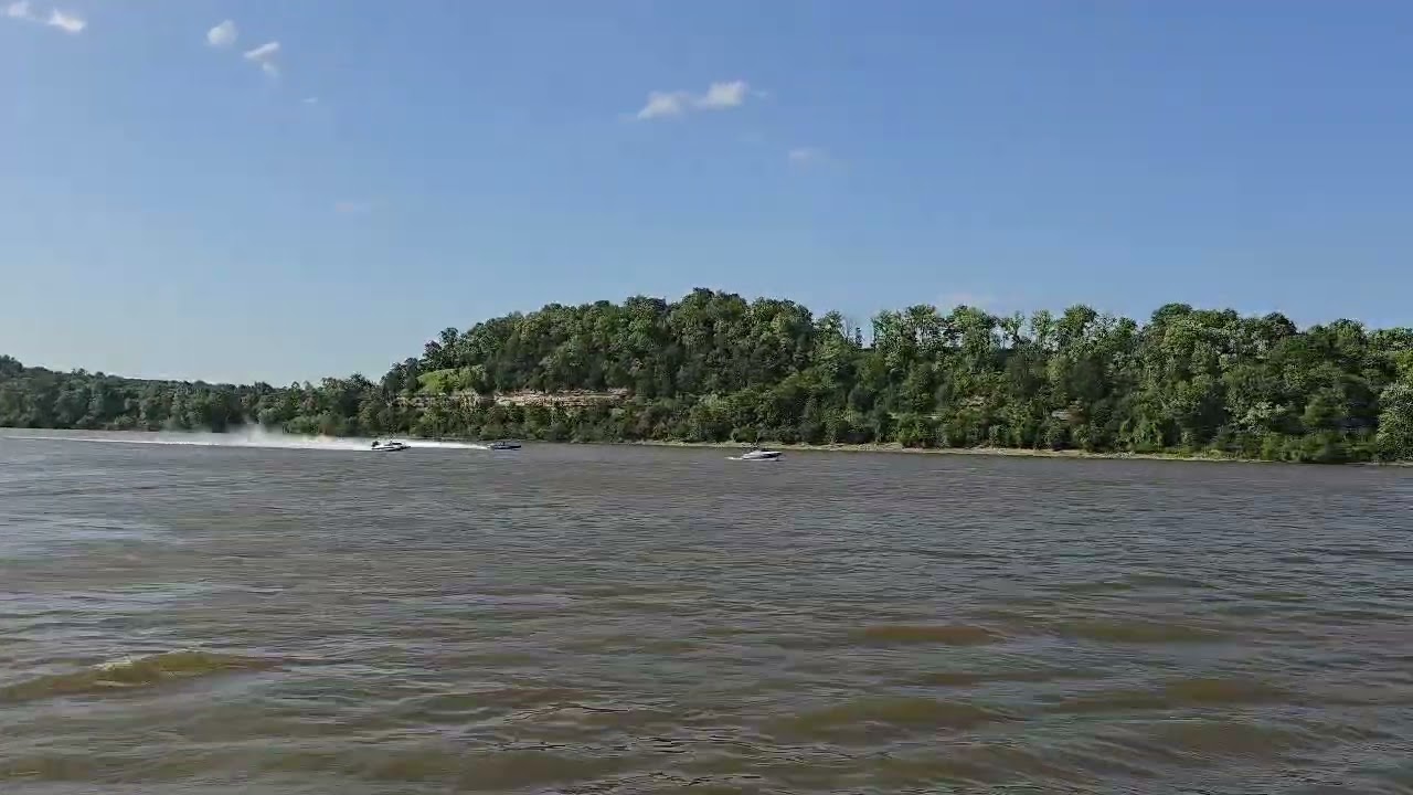 Running down car engine boats!