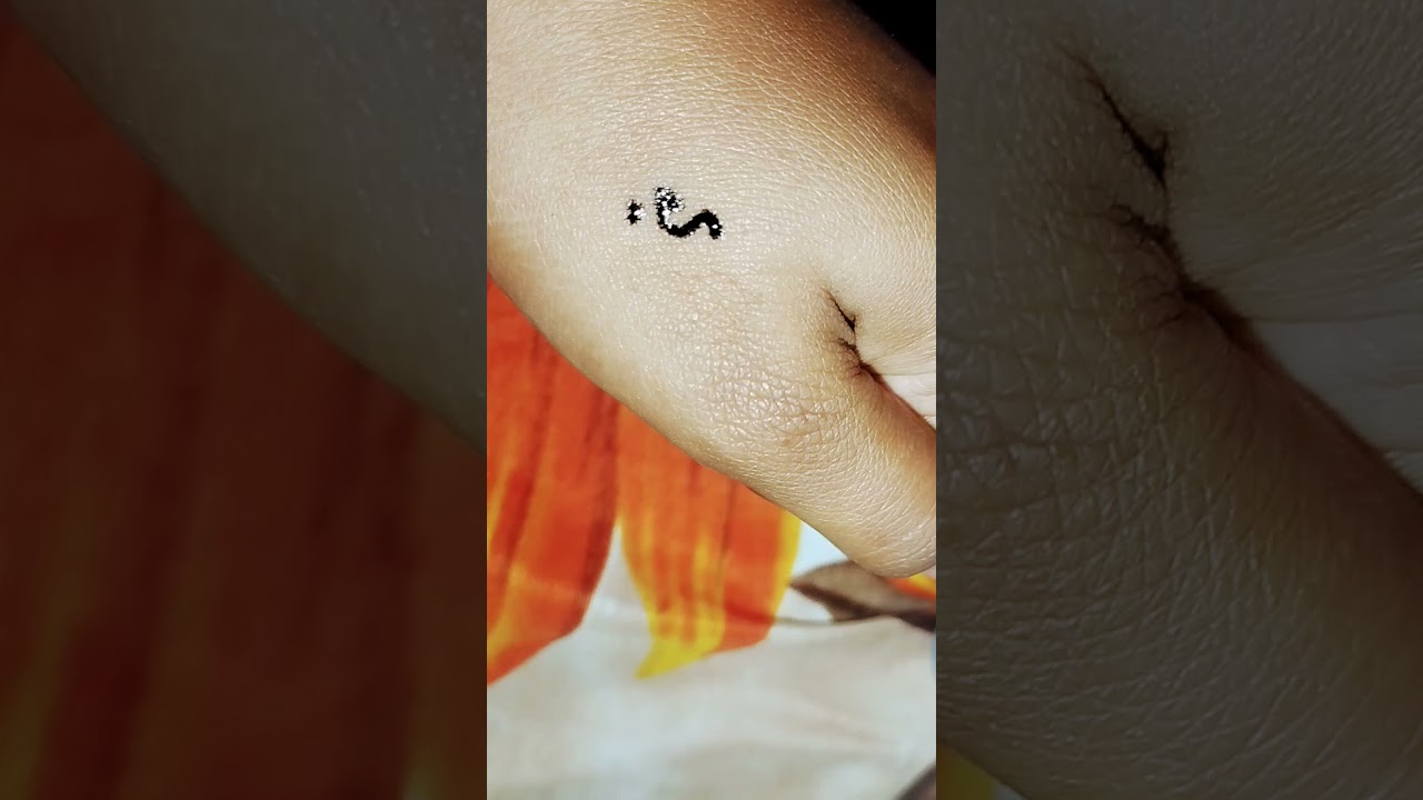 simple long bindi design fr girls 😍subscribe fr more Vedios😊