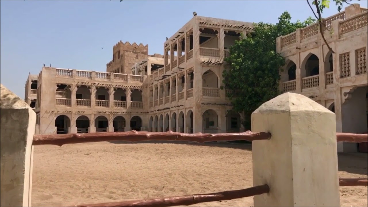 Gentleman Gipsy - Souq Waqif, Falcon Souq & le Scuderie dell'Emiro - Doha, Qatar