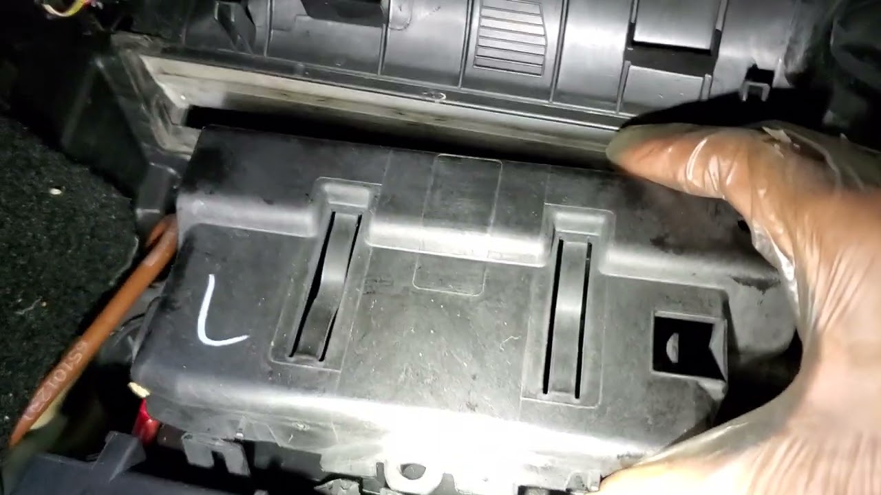 2017 Infiniti QX30 Aux Battery Location - Aux battery malfunction message on