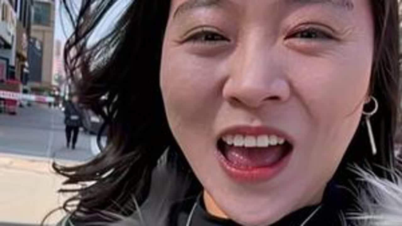 人生嘛、没有那么多早知道，也不会事事都如意。一切随缘、尽力就好，努力过、争取过就没有不值得。哪怕最后败了，那也是败给命运，我没输。。#励志 #记录真实生活 #农村生活 #小米米的日常 #自渡自愈