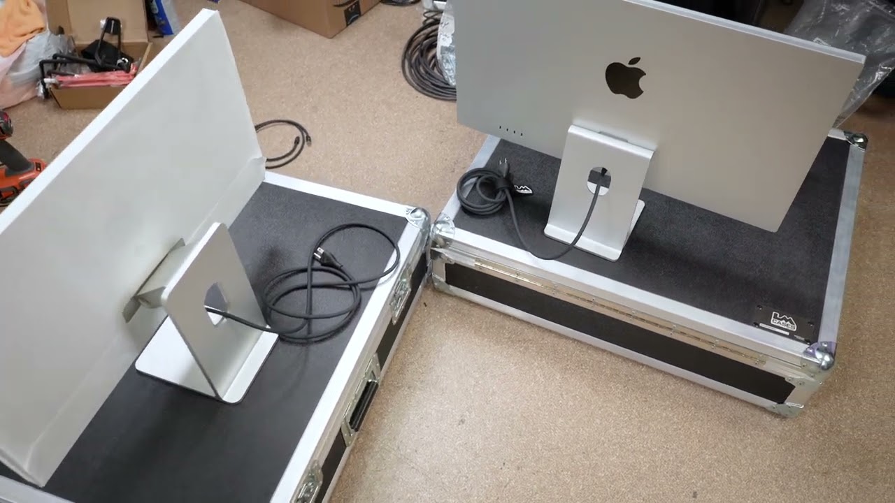 Apple Studio Monitors. Tilting Vs Tilting & Height Adjustable Stands