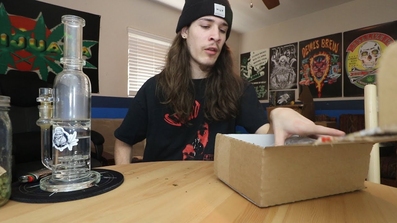 OCTOBER DAILY HIGH CLUB UNBOXING