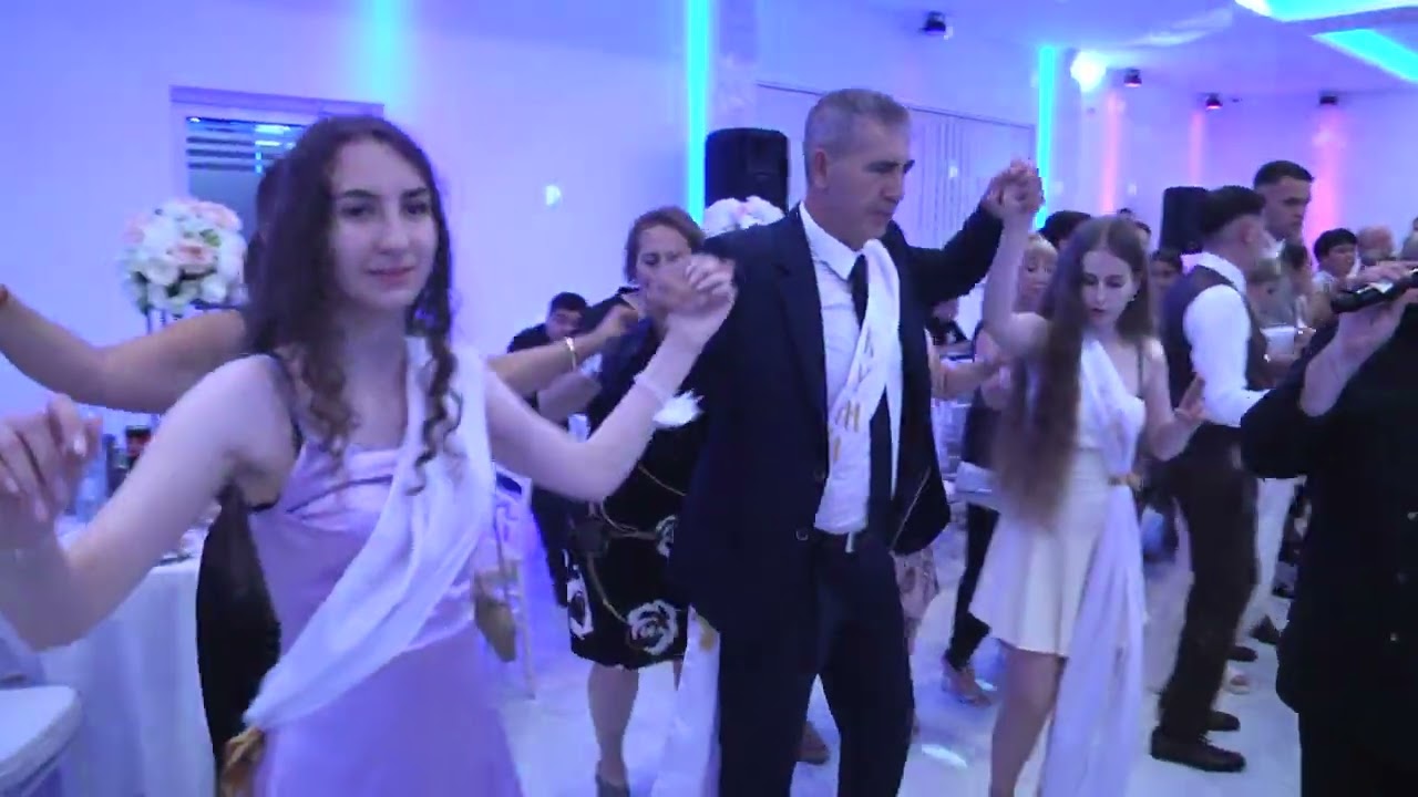 Vencanje Natalije i Aleksandra i krstenje Anabele - 9 deo