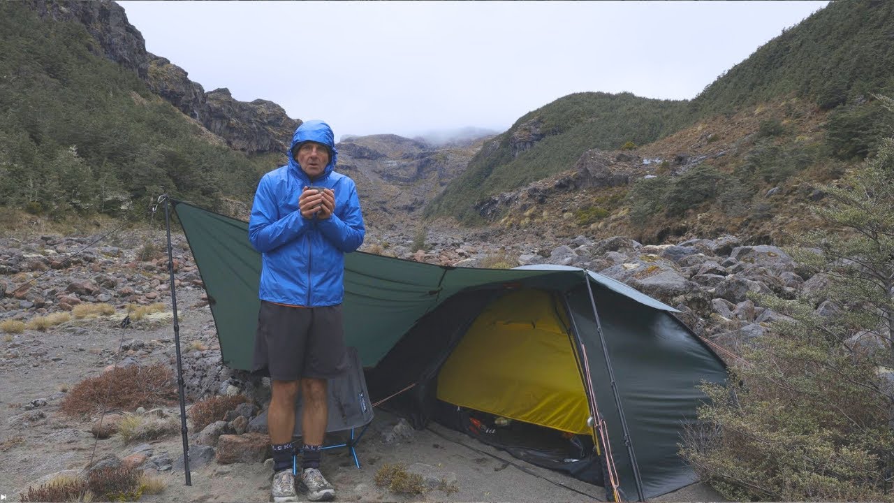 SOLO Wild River Camping, Strong Winds and Sandy Pancakes