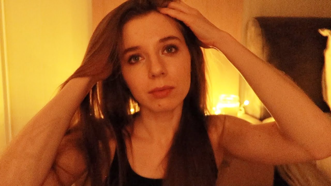 ASMR BRUSHING MY HAIR, HAIR PLAY. HEAD MASSAGE. SCALP TREATMENT. WHISPERING.