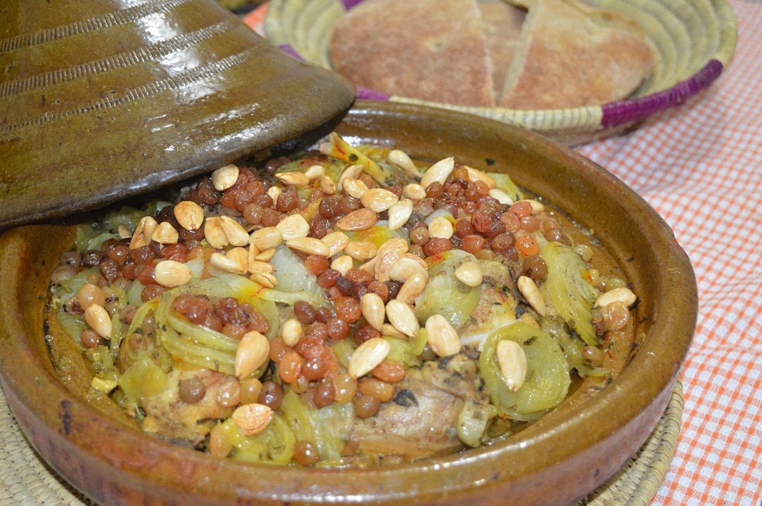 طاجين قنية(الارنب) معسل بالبصلة و الزبيب tajine marocain