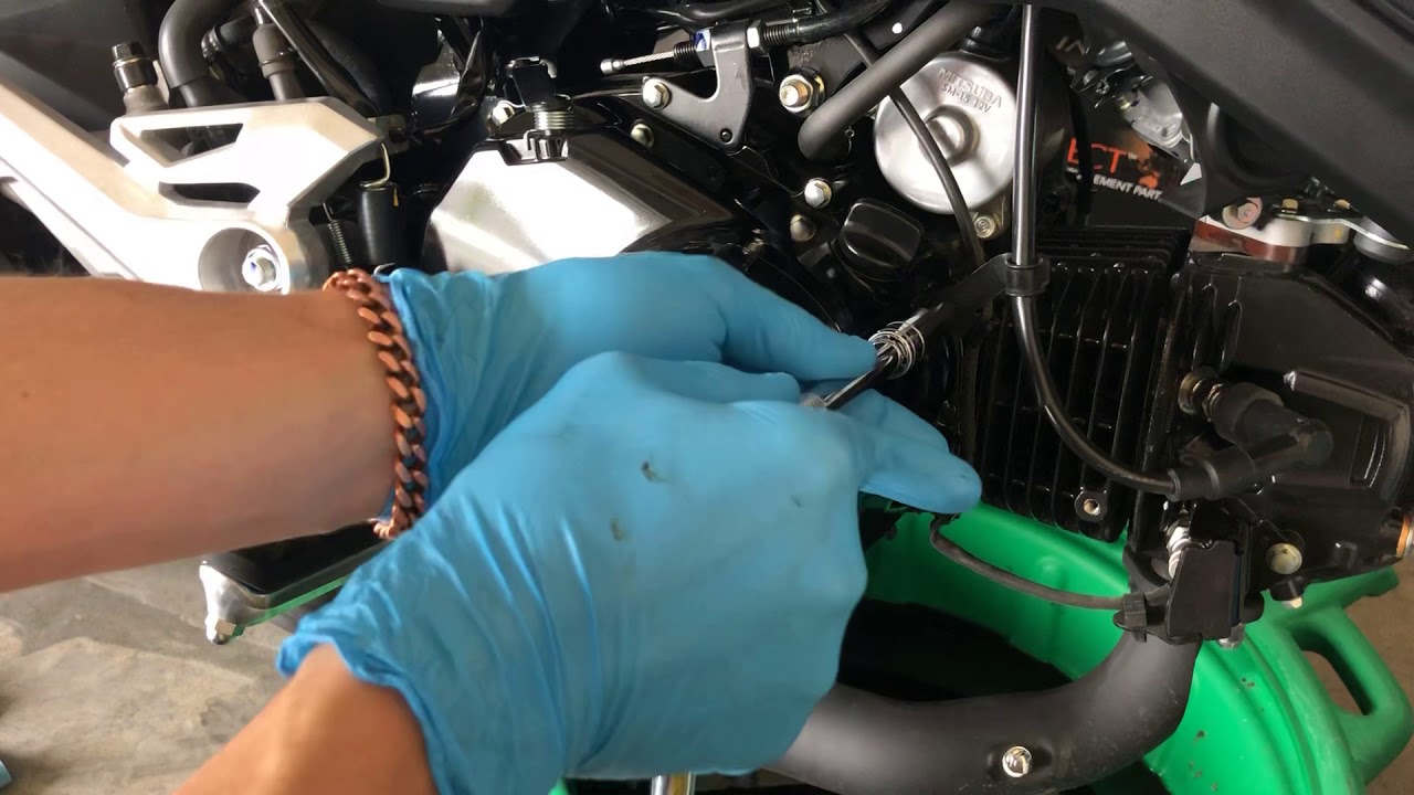 Honda Grom oil change, 600 mile service!