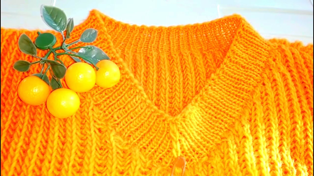 Knitting a V-Neck with Knitting Needles// Master Class//