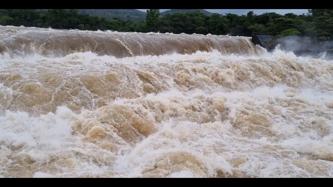 Highest Water release from Khadakwasla Dam, Pune. Aug 2024