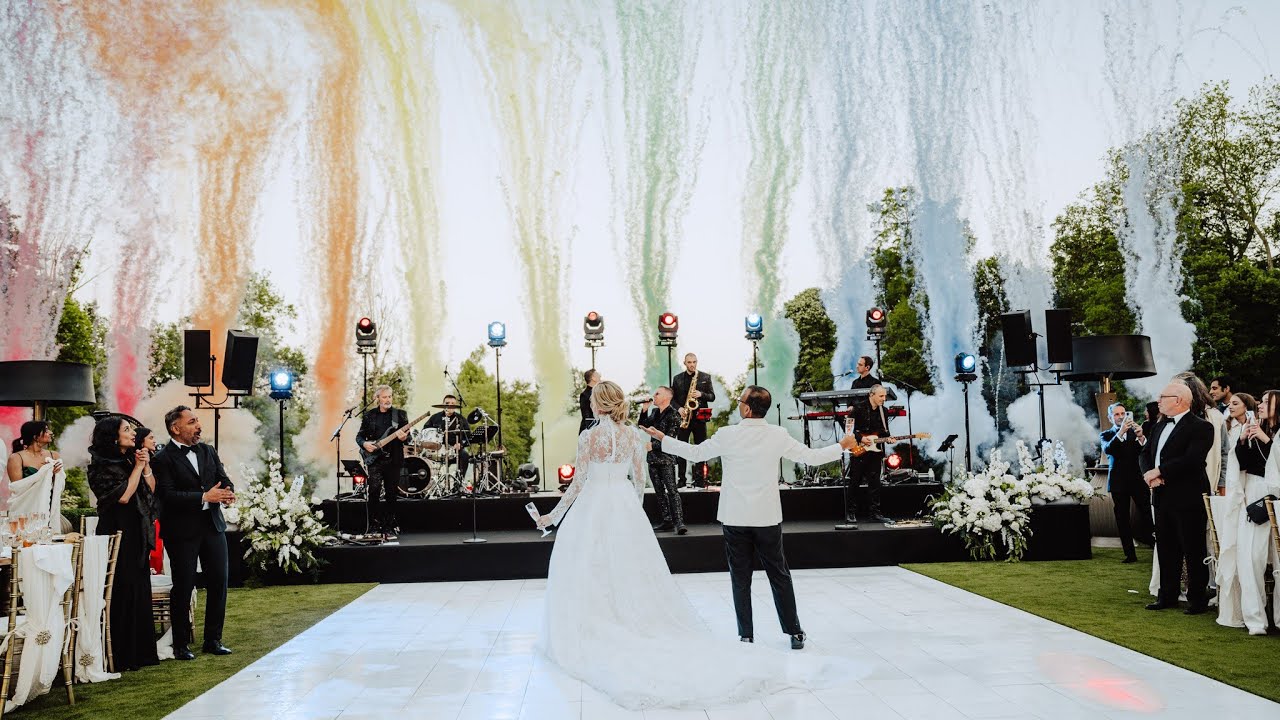 Luxury wedding at the Chateau Challain: Christina+Fabrisio_Highlights
