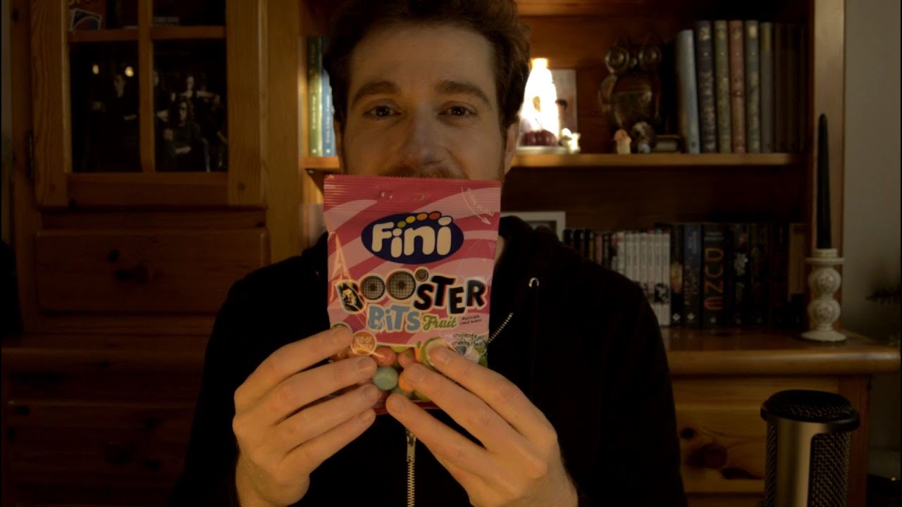 [ASMR] Comiendo caramelos blandos (susurrado) en ESPAÑOL