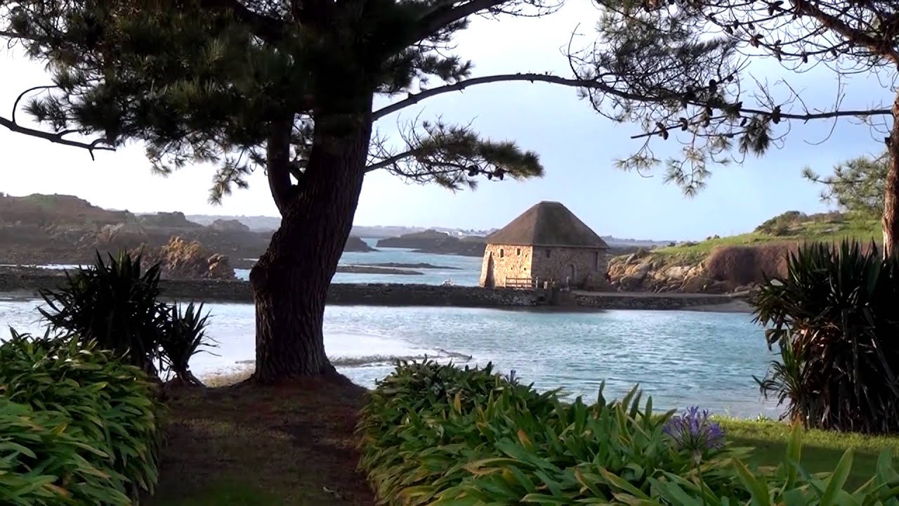 Br&eacute;hat - Enez Vriad - Le pr&eacute;nom des rochers