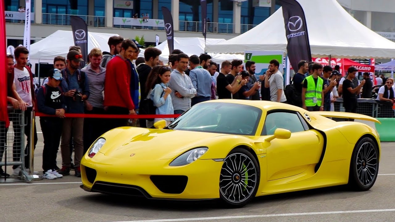 VURAL AK'IN KOLEKSİYONU | V WEEKEND MOTORING