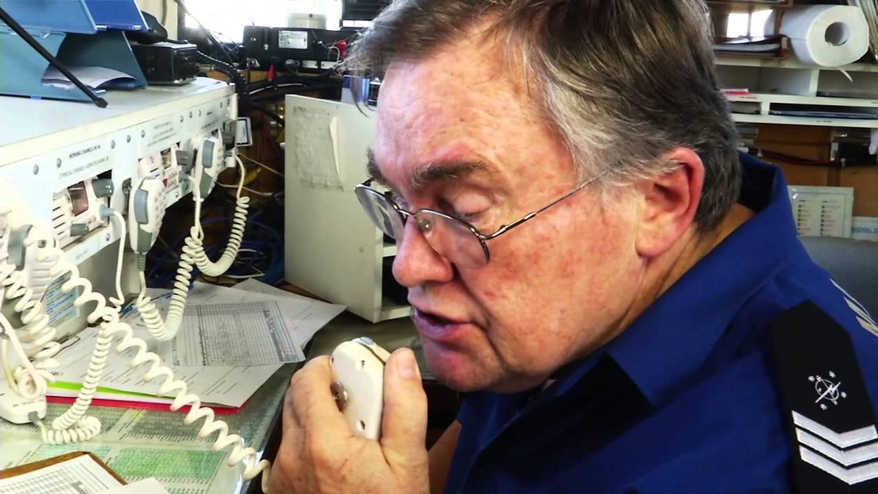 VHF Marine Radio - it could save your life! (ACMA/AMC)