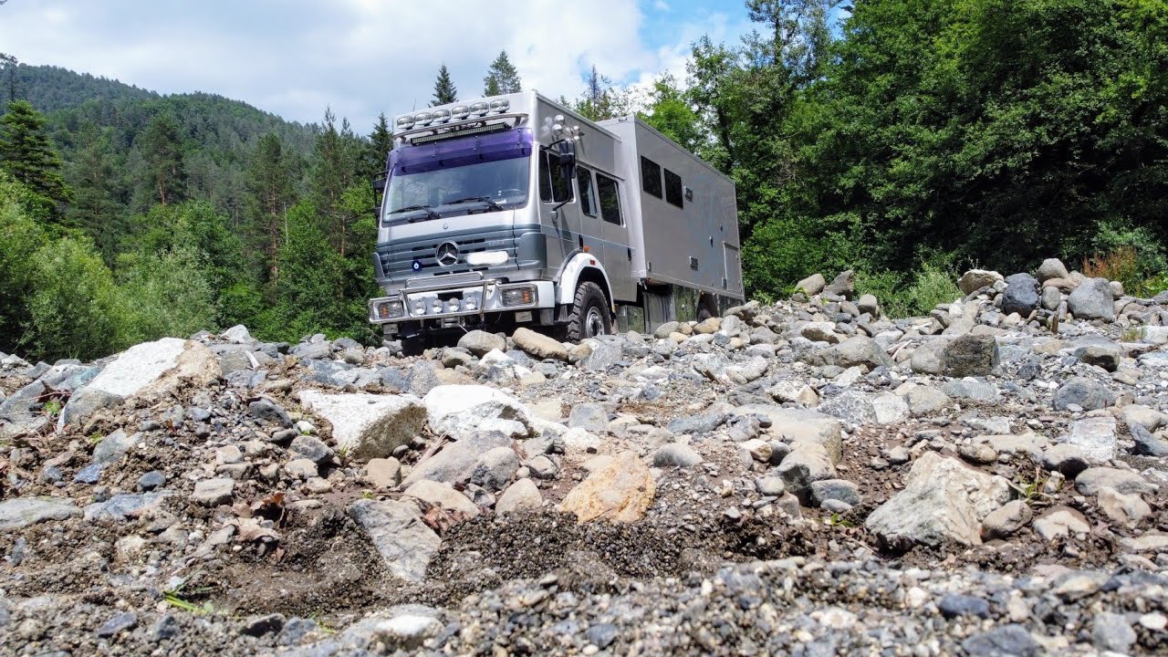 Mercedes Expedition Mobile UKedCC