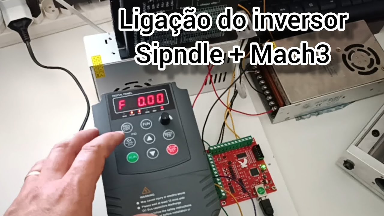 Como ligar o inversor 2.2kw no spindle e placa RNR ecomotion (Mach3)???