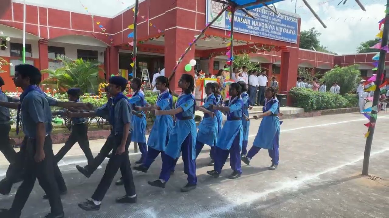 Parade performance 🎭 JNV Jamtara 👍