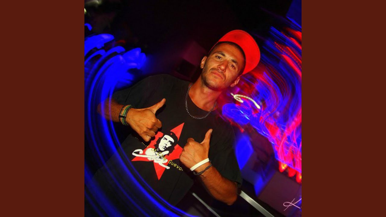 Dünyam ve Rüyam (feat. OrroBeatz)