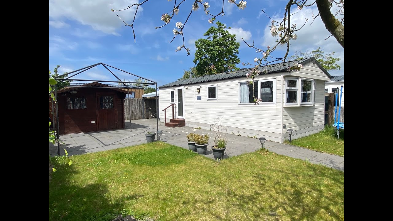 Chalet te koop 202 | Camping De Bongerd in Tuitjehorn, Noord-Holland!