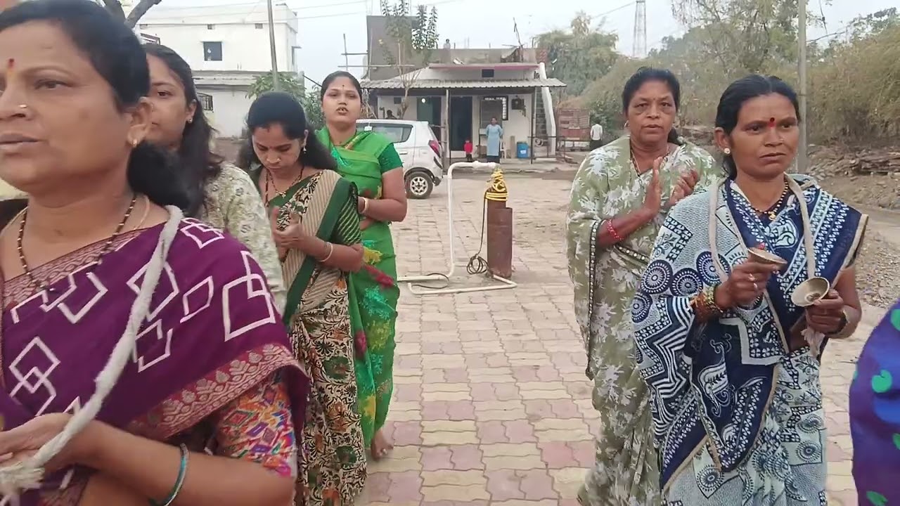 हरीनामाच्या गजरात प्रभातफेरी # राऊळगांव ( काटोल )💫