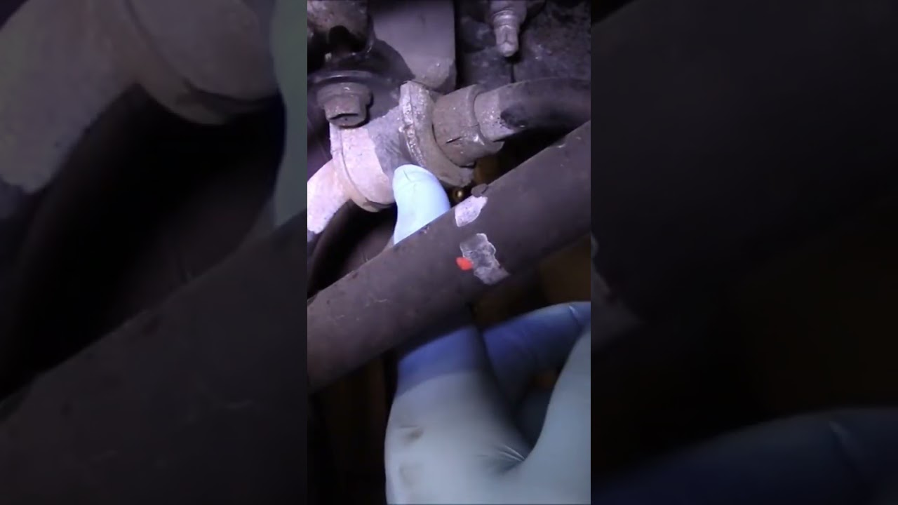 Diagnosing rear suspension noise