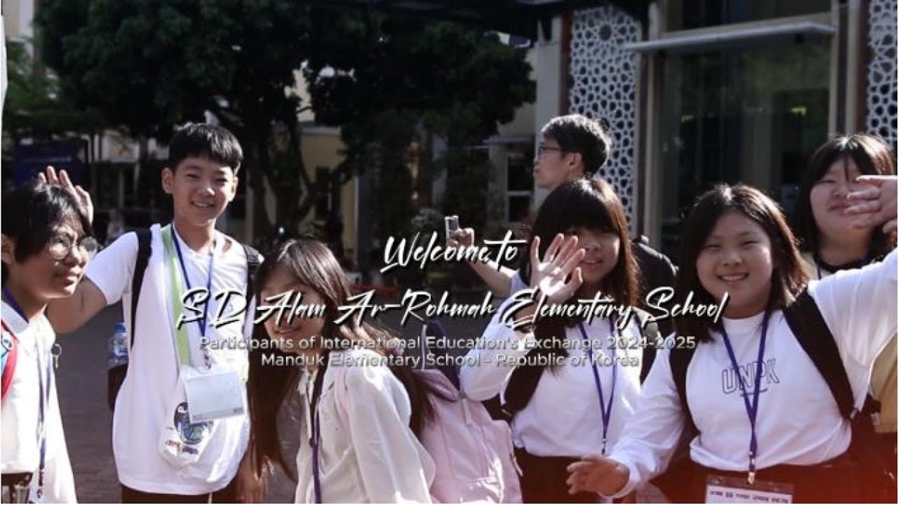 Welcome to Alam Ar-Rohmah Participants of International Education' Exchange Manduk Elementary School