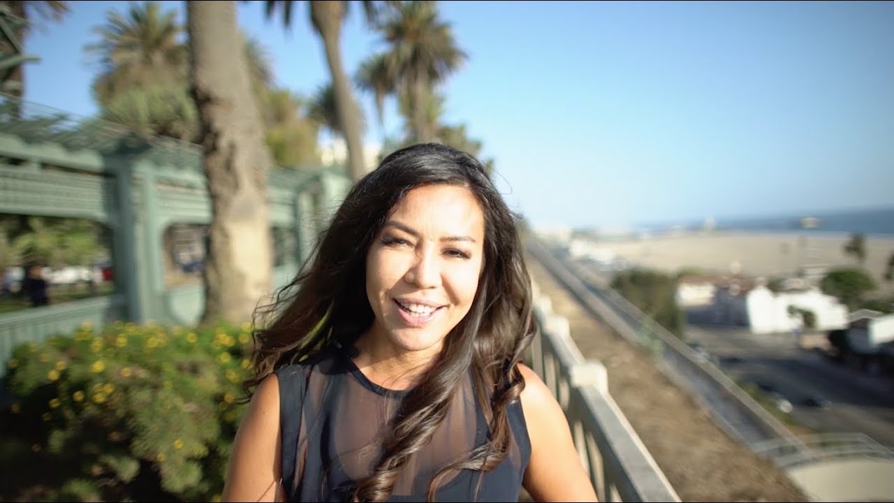 Big Support from Gia Noortas - Asian World Film Festival 2017