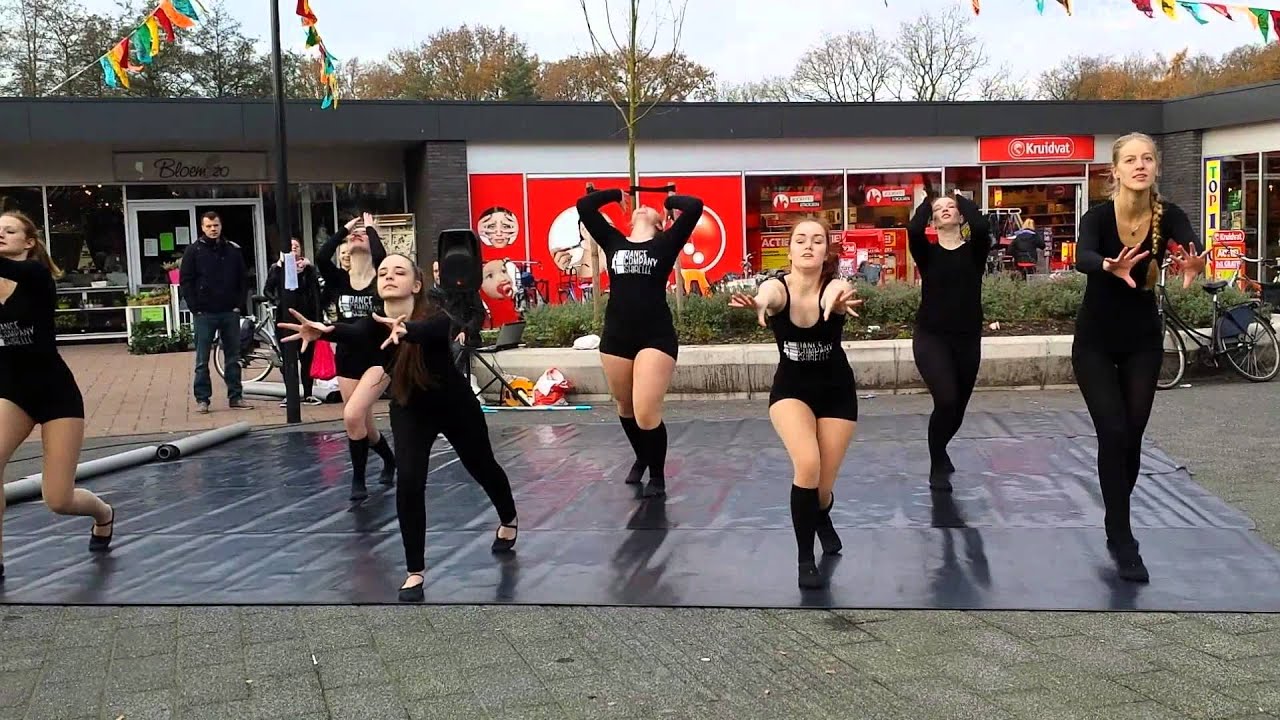 22 november 2014 - Jeugsponsoractie Boni Bargeres - Dance Company Shirelle Gevorderd