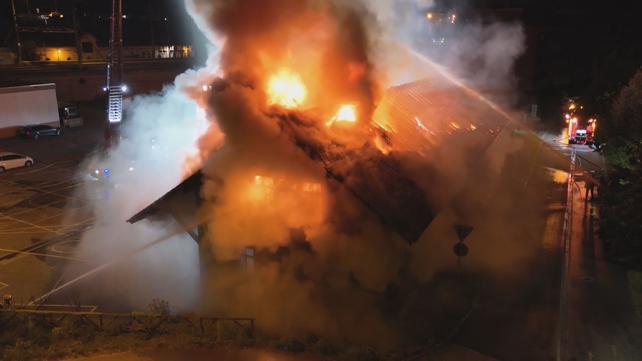 Frauenfeld TG: Ehemaliges Armeegebäude fängt Feuer