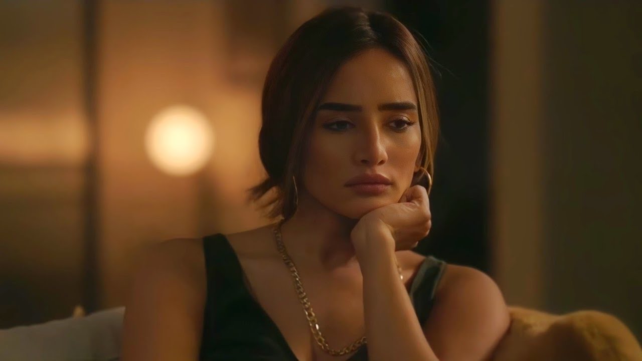 عندها مشكلة نفسية وبتخون جوزها بسبب إنها بتحب تتضرب وتتذل وده بيوقعها في مشكلة كبيرة