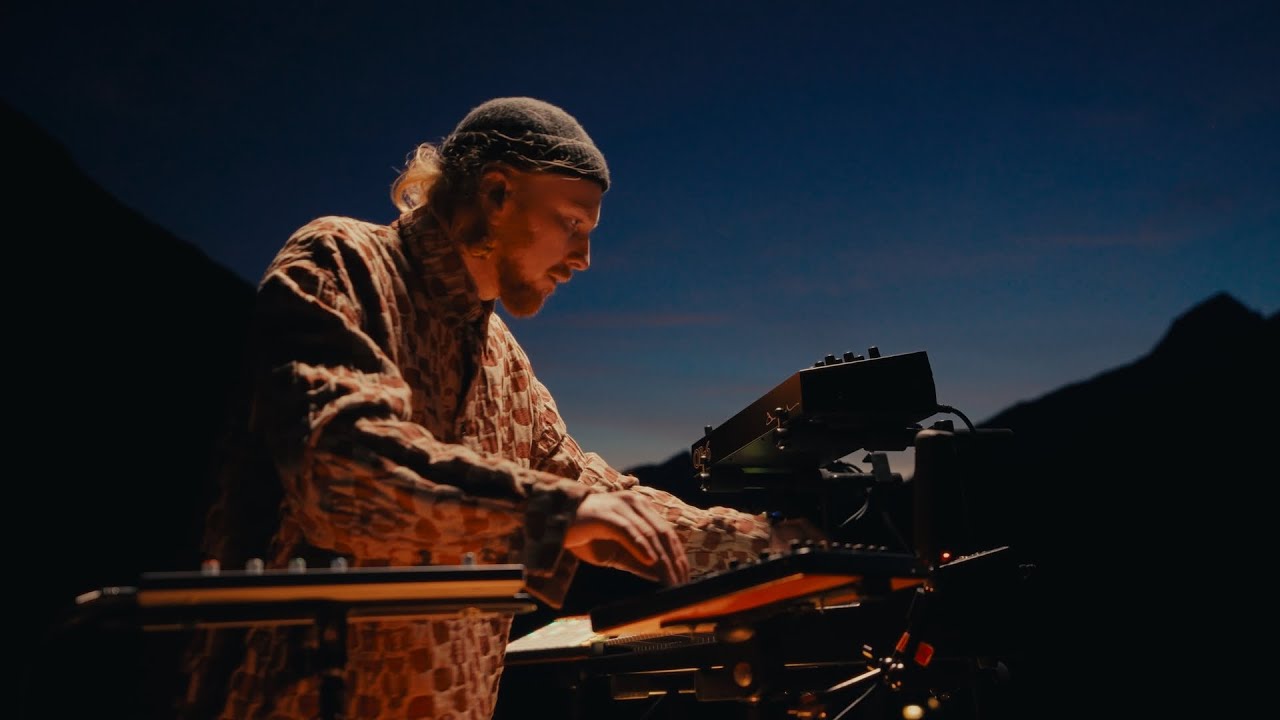 Niklas Paschburg - Mexican Alps (Live from the Alps)