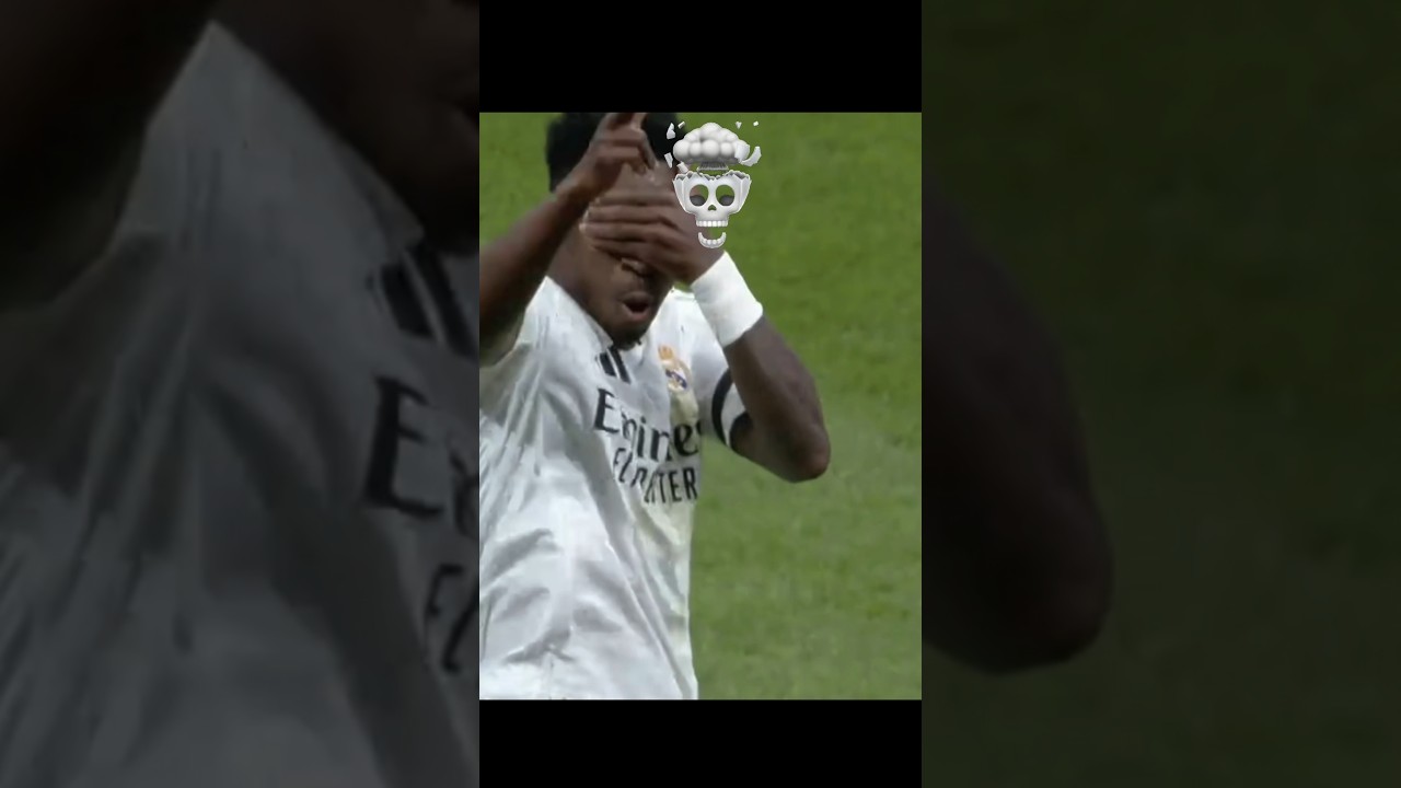 Crazy Solo Goal By Vini💀💥#shorts#shortvideo#football#viralvideo#trending#youtubeshorts#vinicius