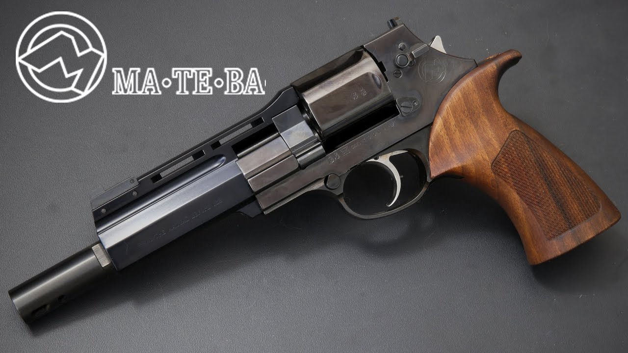 4K Review: Mateba 6 Unica semi-auto revolver