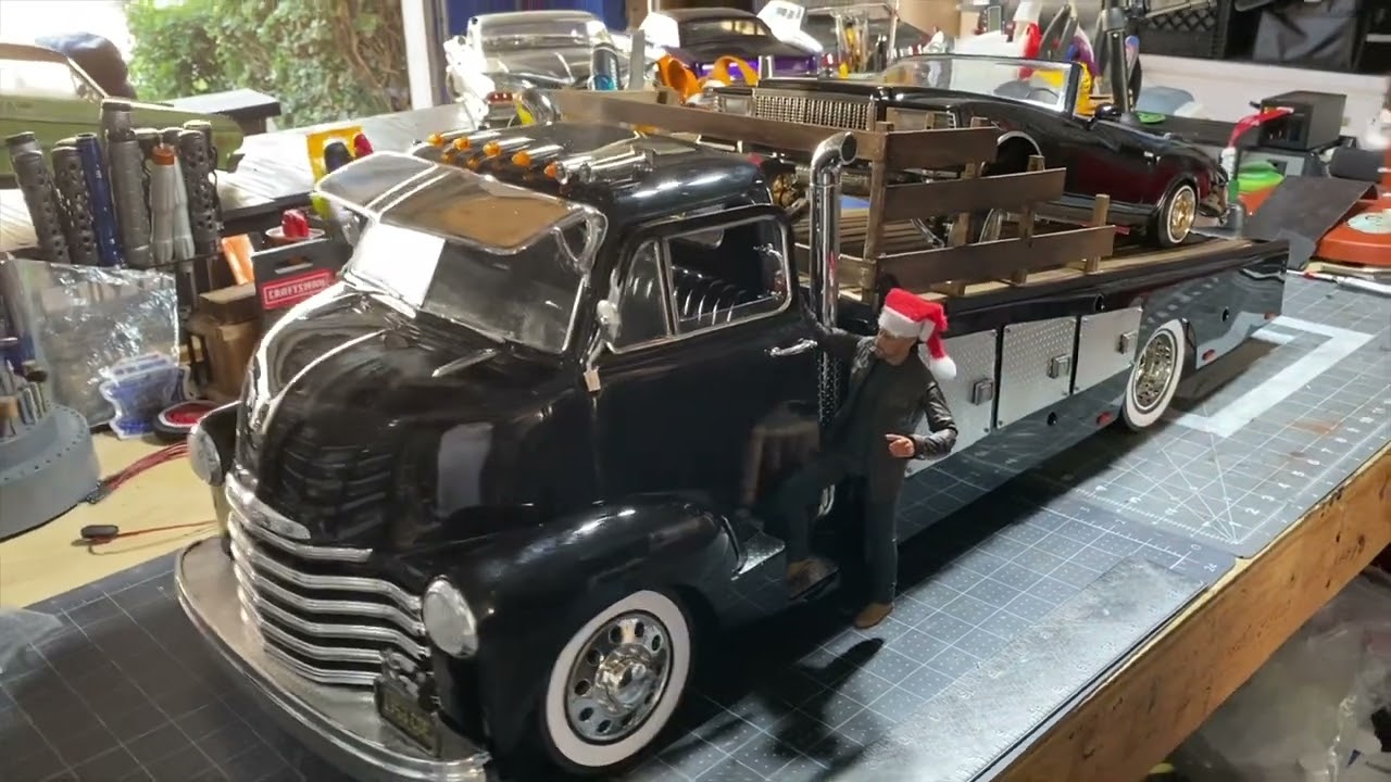 Merry Christmas with RC Patina Guy COE redcat hauler