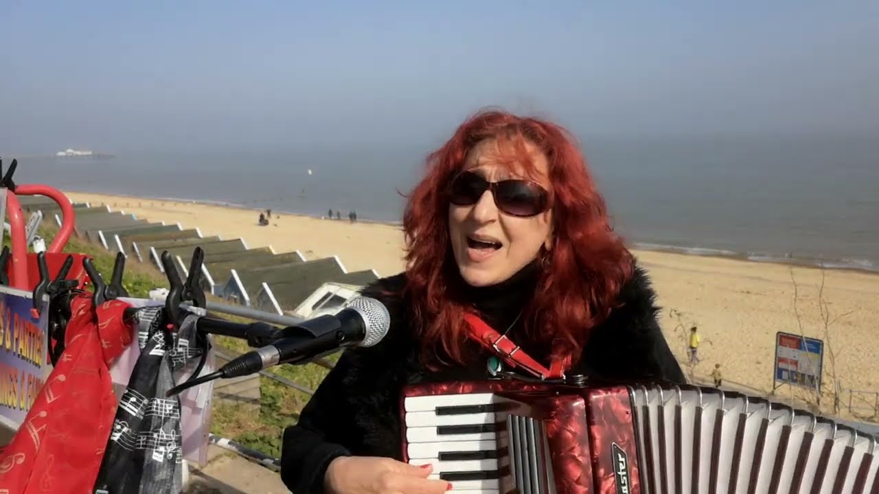 Svetla sings Ederlezi - Celebrating Gypsy Spring Светла пее Едерлези - Честване на циганската пролет