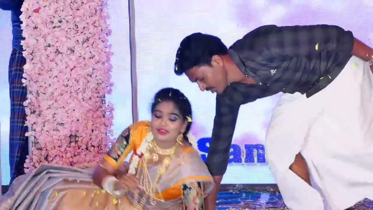 Manakkum Malligai Manjathil - Drama Song