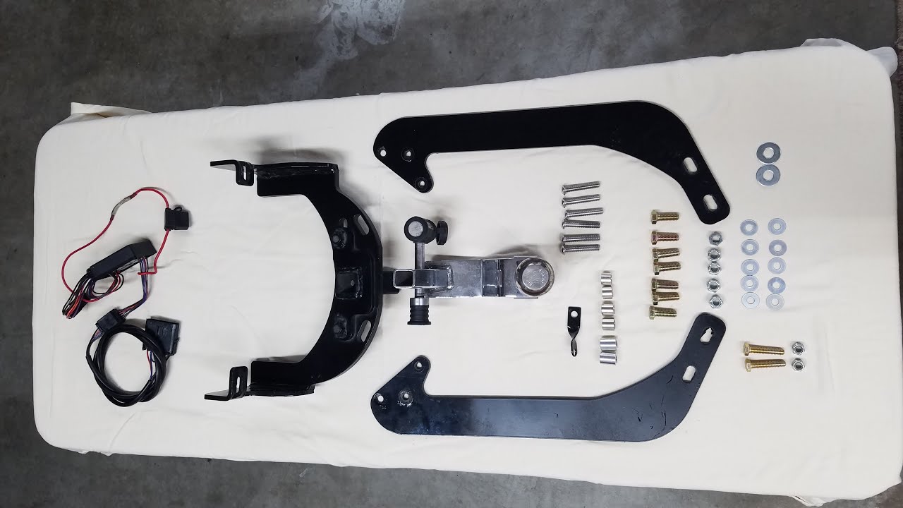 Bushtec Hitch for Harley Davidson (H-D)  Road King, Road Glide, CVO Ultra Classic   (2009-2013)