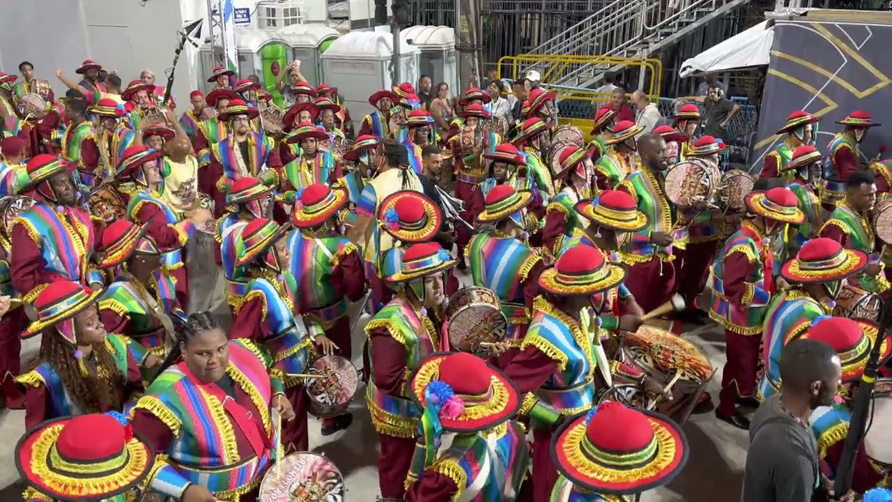 Bateria da Porto da Pedra, no primeiro box! Carnaval 2023!